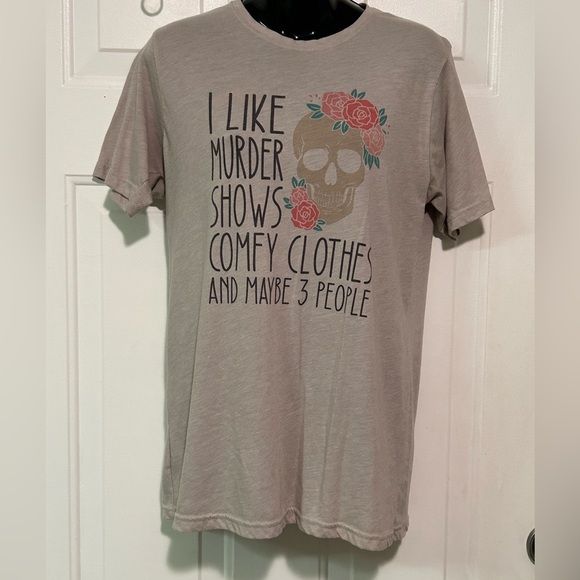 Women’s Graphic T-shirt‎ Size M - Picture 1 of 4